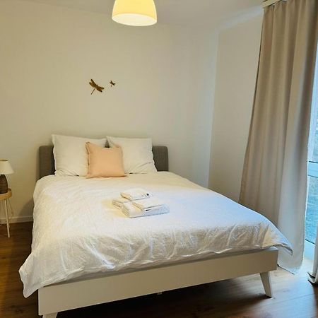 Appartement Calme Et Lumineux De 2,5 Pces Proche Lausanne Ecublens  エクステリア 写真